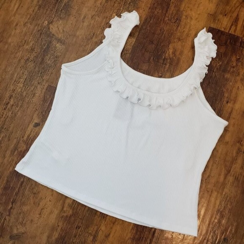 NEW Forever 21 Plus Size White Ribbed Ruffle Tank - Picture 6 of 9